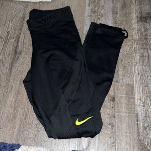nike leggings